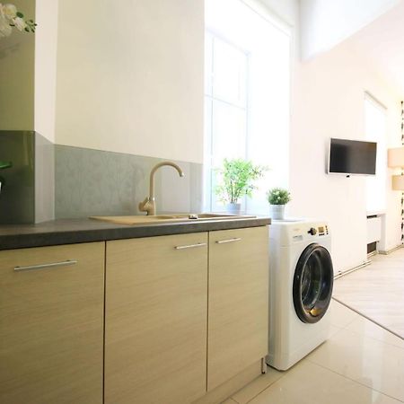 Centrum Apartment Rooms Łódź Kültér fotó